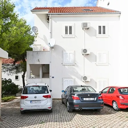 Apartamento Seafront Luxury Two-bedroom In Sutivan, Brac *
