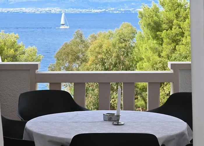 Apartment Seafront Luxury Two-bedroom In Sutivan, Brac Sutivan