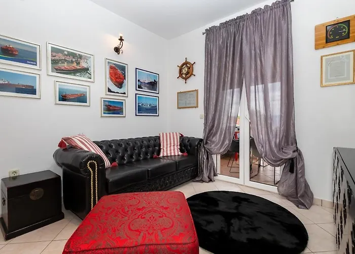 Seafront Luxury Two-bedroom In Sutivan, Brac Sutivan