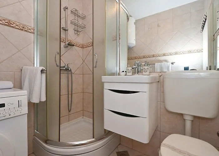 Seafront Luxury Two-bedroom In Sutivan, Brac Sutivan