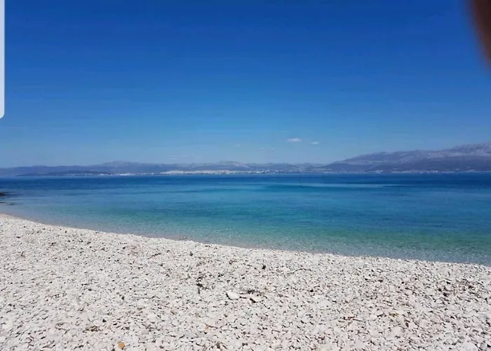 Seafront Luxury Two-bedroom In Sutivan, Brac Apartment
