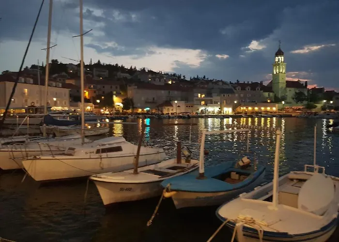 Seafront Luxury Two-bedroom In Sutivan, Brac Sutivan