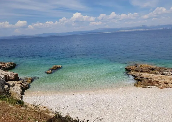 Apartment Seafront Luxury Two-bedroom In Sutivan, Brac *