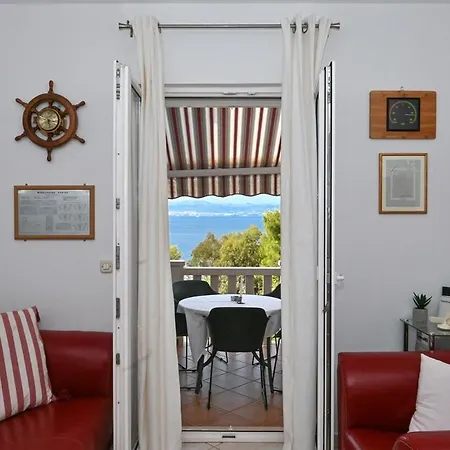 Lejlighed Seafront Luxury Two-bedroom In Sutivan, Brac *