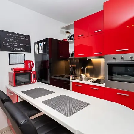 Seafront Luxury Two-bedroom In Sutivan, Brac Apartament