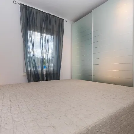 Apartament Seafront Luxury Two-bedroom In Sutivan, Brac Sutivan