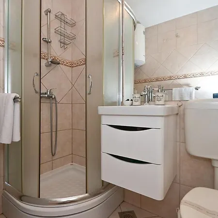 Seafront Luxury Two-bedroom In Sutivan, Brac Sutivan