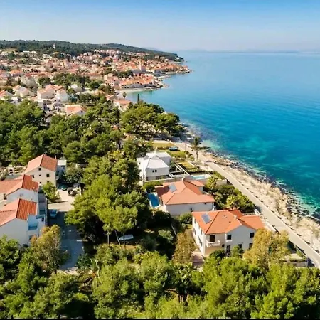 Seafront Luxury Two-bedroom In Sutivan, Brac Sutivan