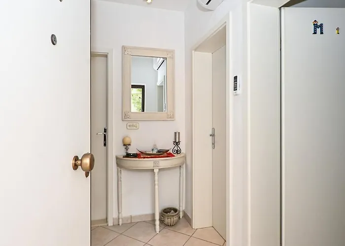 Lejlighed Seafront Luxury Two-bedroom In Sutivan, Brac Sutivan